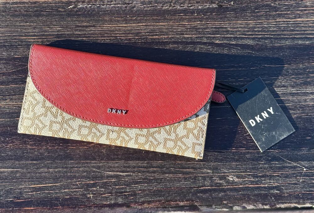 DKNY Red Beige Logo Envelope Folding Women's Wallet